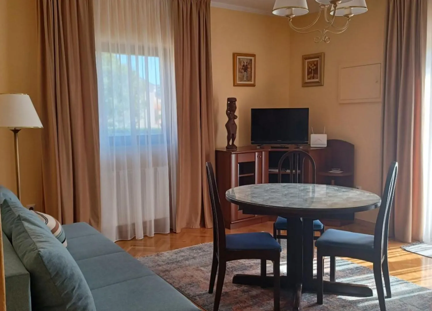 Apartments Stana 扎达尔